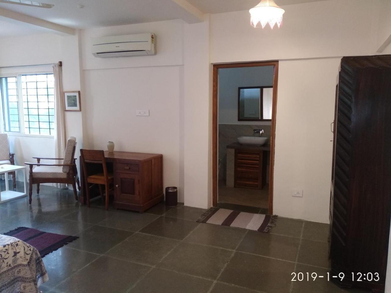 Isai Ambalam Guest House Pondicherry Exterior photo